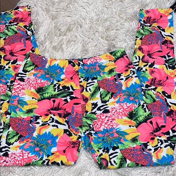 LEGGINGS - Picture 2 of 4